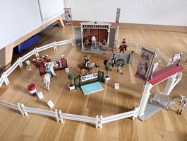 Schleich Reitturnier Set mit Zubehör gebraucht Zustand