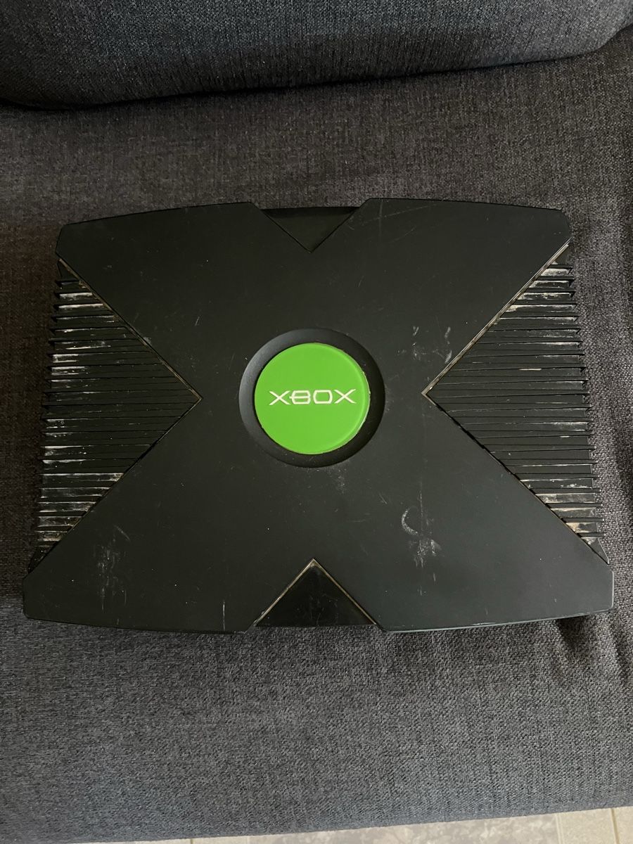 Microsoft Console: Console xbox  – Usato da Genève venduto da Gameretro.85