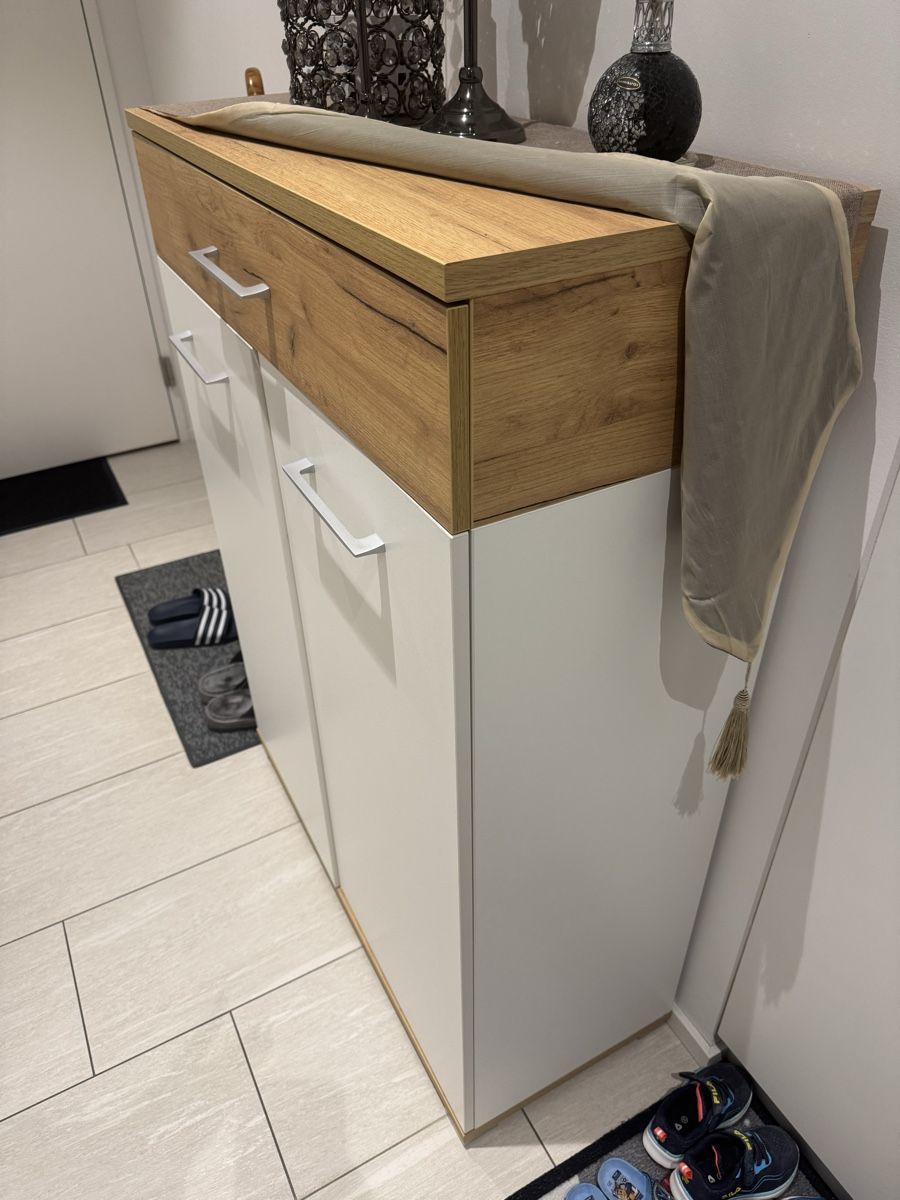 Schränke: Schuhschrank, weiss/Holz – Gebraucht aus Bülach von _milziv 2
