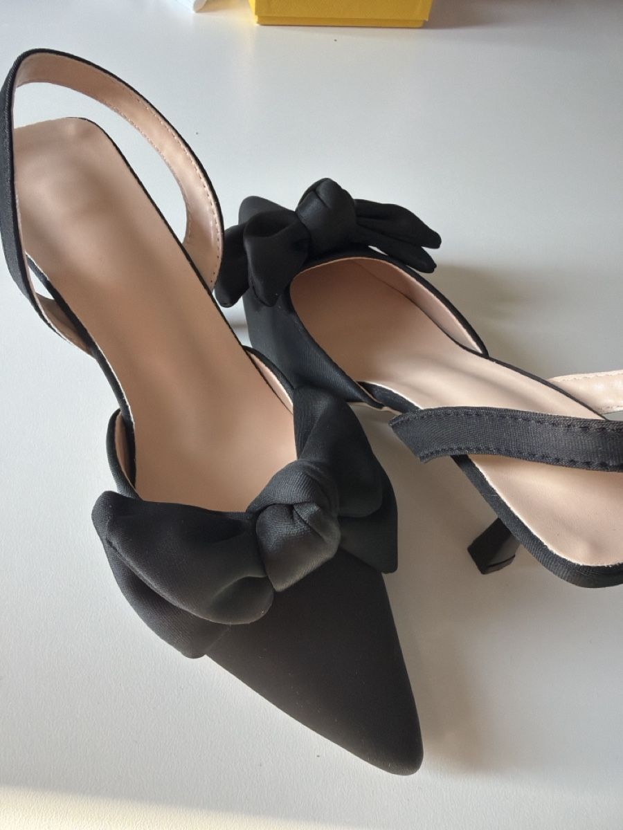 Scarpe da donna: Schwarzi schueh – Nuovo (secondo la descrizione) da Herisau venduto da Lusi1084