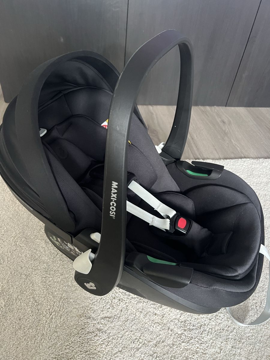 Maxi-Cosi Seggiolini per auto: Maxi Cosi Babyschale – Usato da Bellikon venduto da nurial23 3