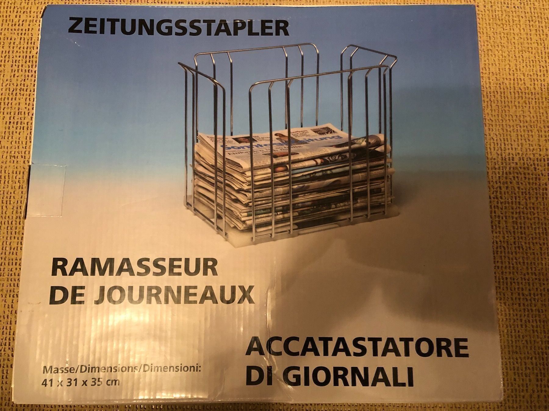 Altro per la casa: Zeitungsstapler. Neu und ungebraucht. – Nuovo e nell'imballaggio originale da Wald ZH venduto da mlnt 1