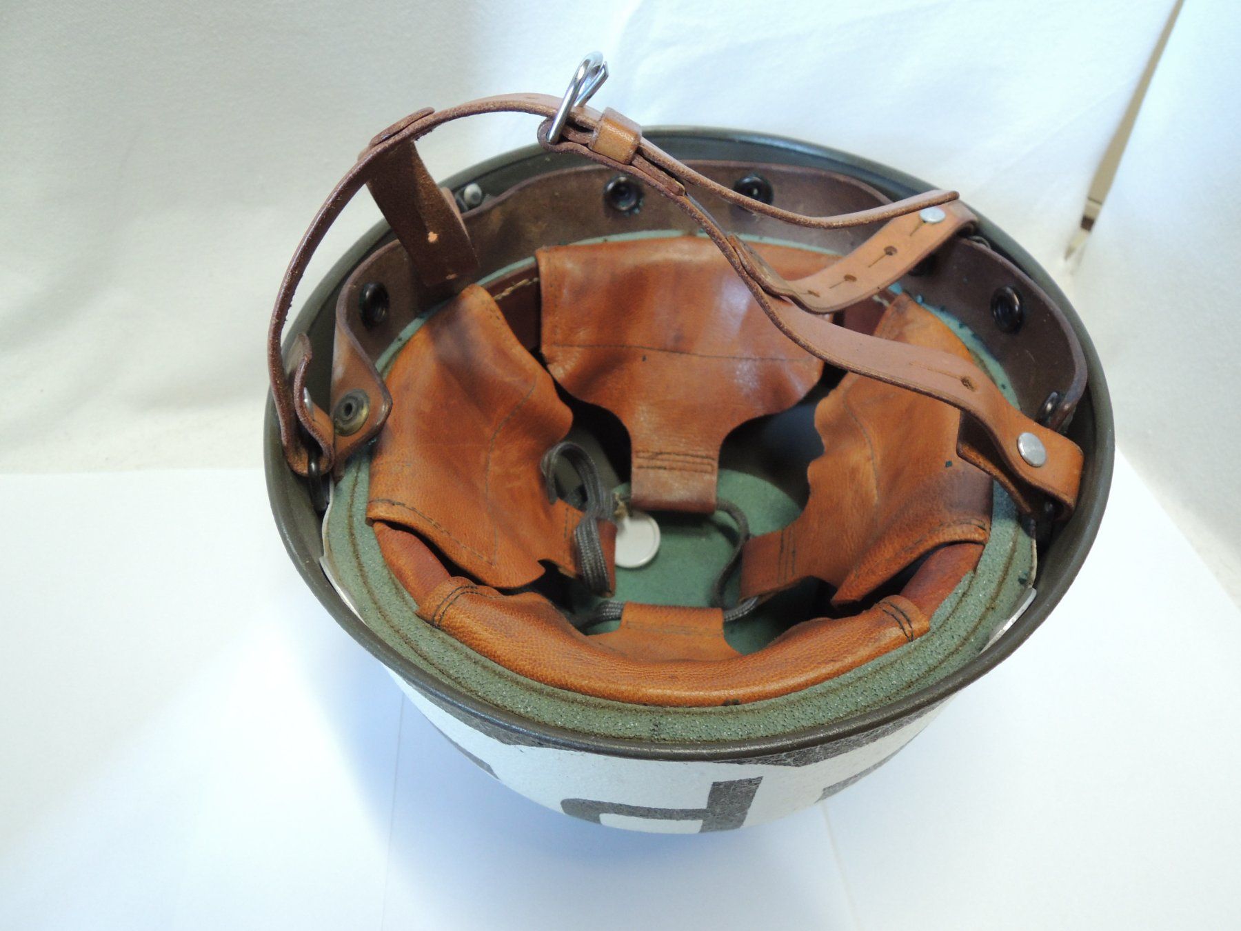 Schweizer Armee Uniformen: Schweizer Militärpolizei-Stahlhelm Grösse einstellbar – Gebraucht aus Uznach von Othmar52 5