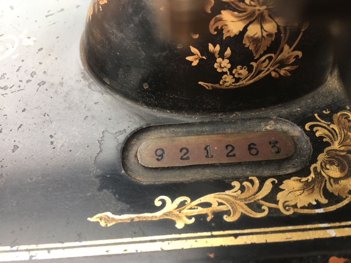 Pfaff Macchine da cucire: MACHINE À COUDRE VINTAGE PFAFF – Difettoso da Apples venduto da Gasscret 5
