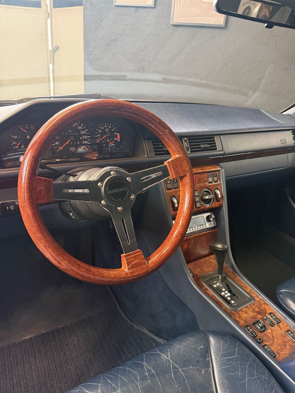 Mercedes-Benz Automobili: Mercedes 300CE 24V C124 – Usato da Bronschhofen venduto da SezoCarsector 2