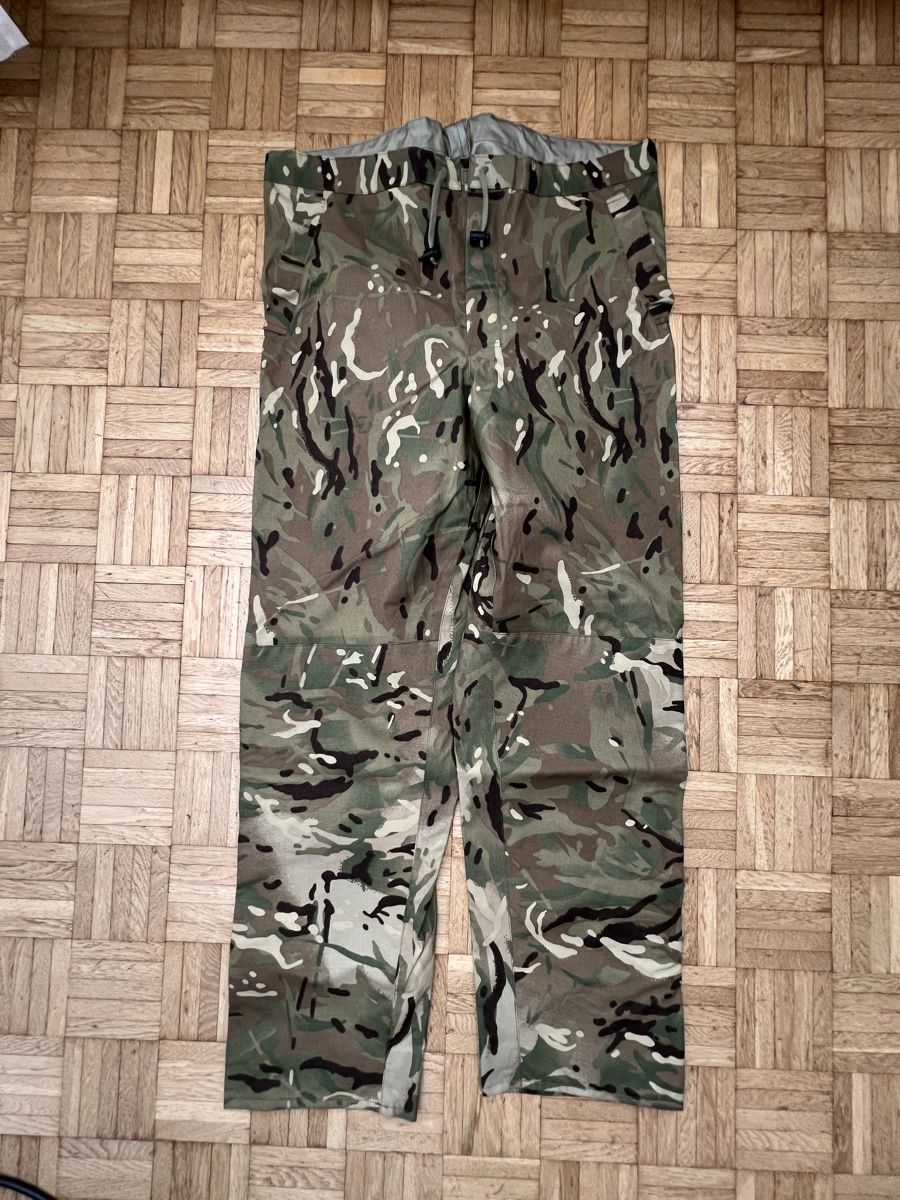 Uniformi: Nässeschutzhose Lightweight MTP Tarn – Usato da Kölliken venduto da Scolaf023