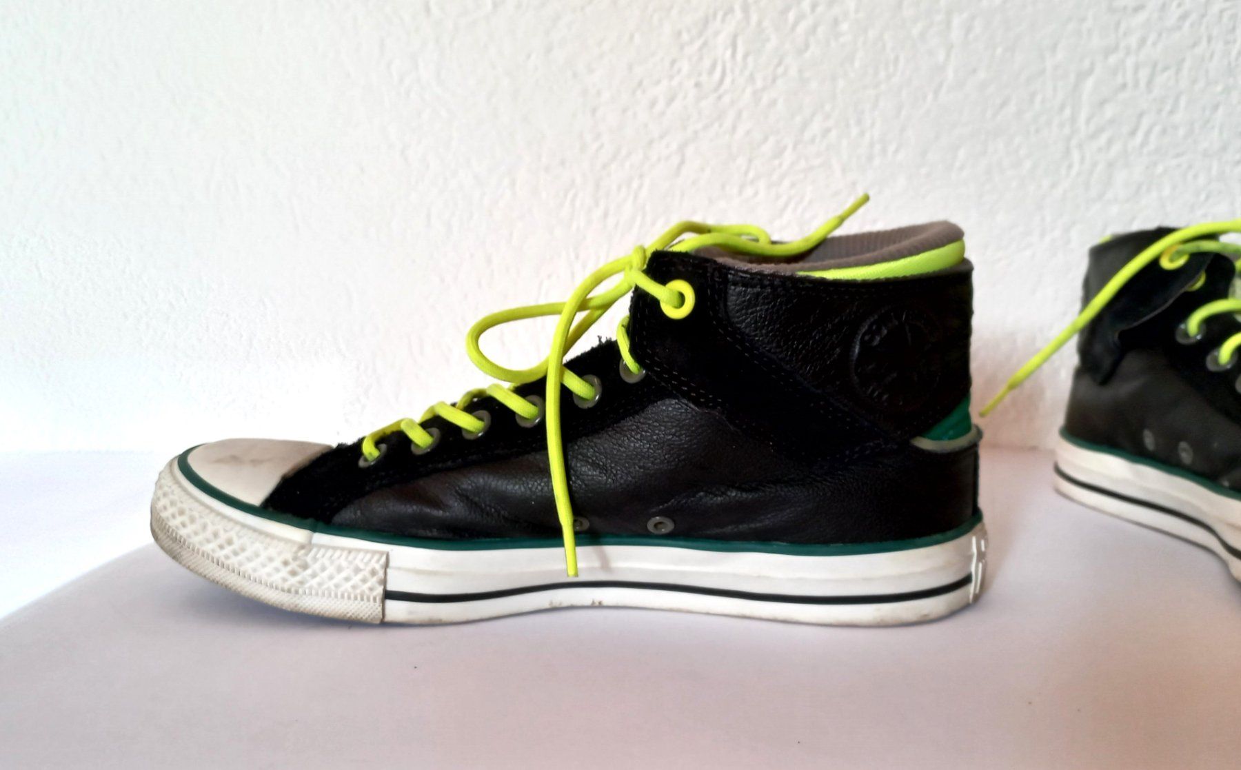 Converse Scarpe da uomo: Converse Herren Leder Sneaker Gr. 41,5 – Usato da Bévilard venduto da belkin 3