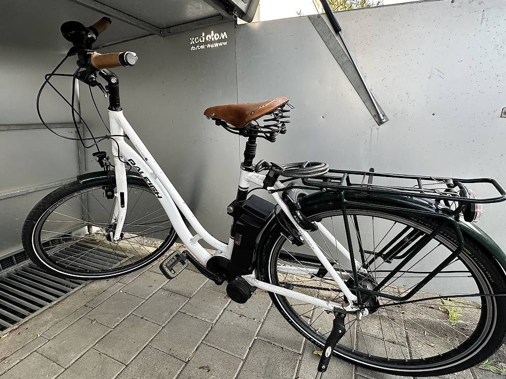 Vélos: Elektro Velo Raleigh – D'occasion à Muttenz par anna123