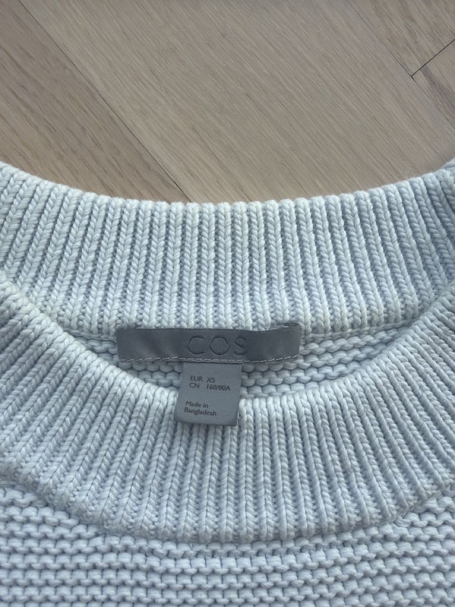 Cos Maglioni & Felpe: COS Strickpullover, hellblau, Gr. XS – Usato da Au ZH venduto da eac_gm25 1