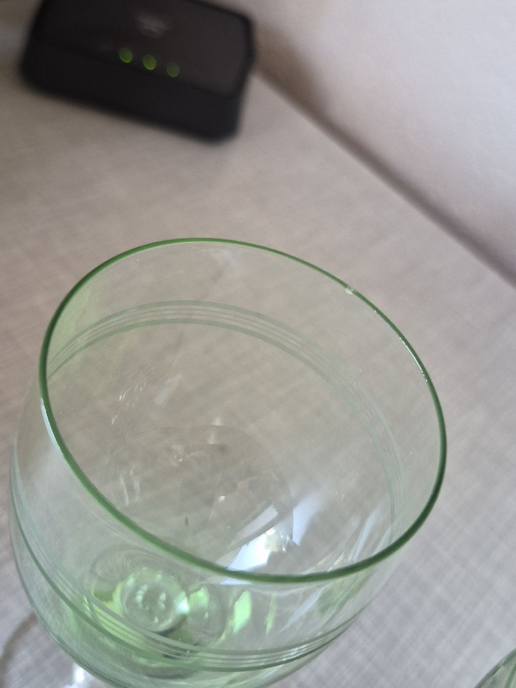 Gläser: 3 antike Weingläser grün Glas  – Gebraucht aus Frauenfeld von mel_2gqy 2