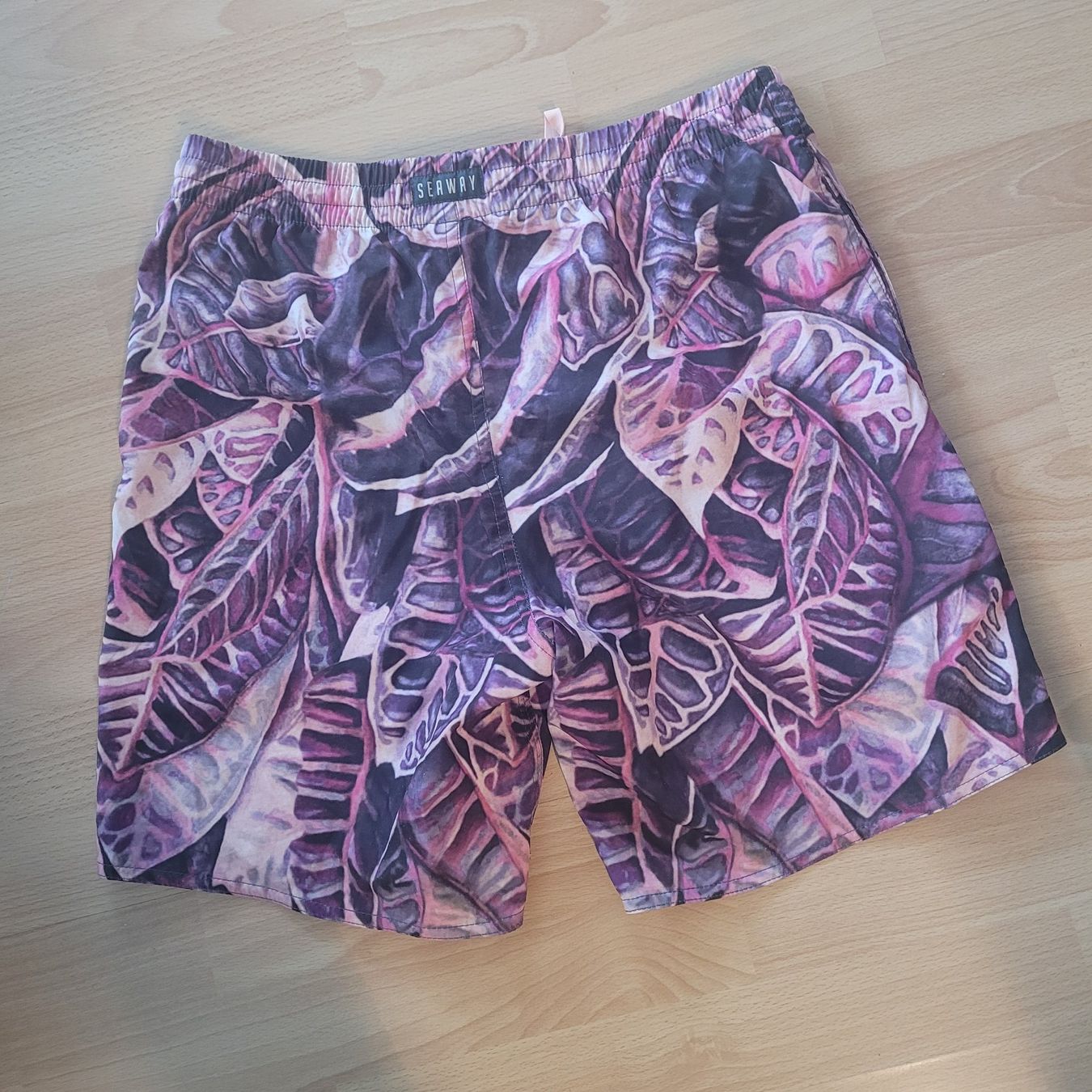 Pantaloni: Shorts gr.M – Nuovo (secondo la descrizione) da Winterthur venduto da Flomal 1