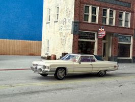 Cadillac Coupé deVille Brekina H0 1/87 NEU
