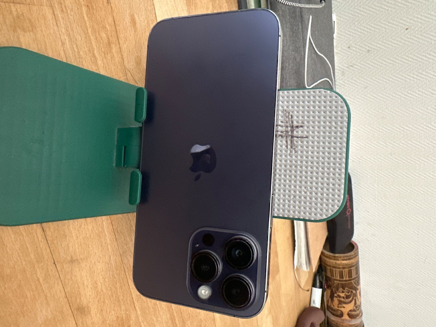 Apple Telefoni cellulari / Smartphones: IPhone 14 Pro Max 128gb – Usato da Genève venduto da Eboy0 1