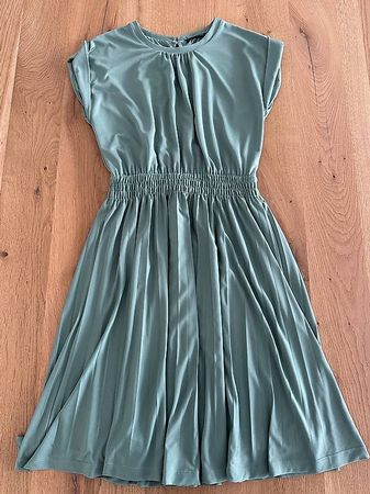 Kleid Hallhuber salbeigrün S