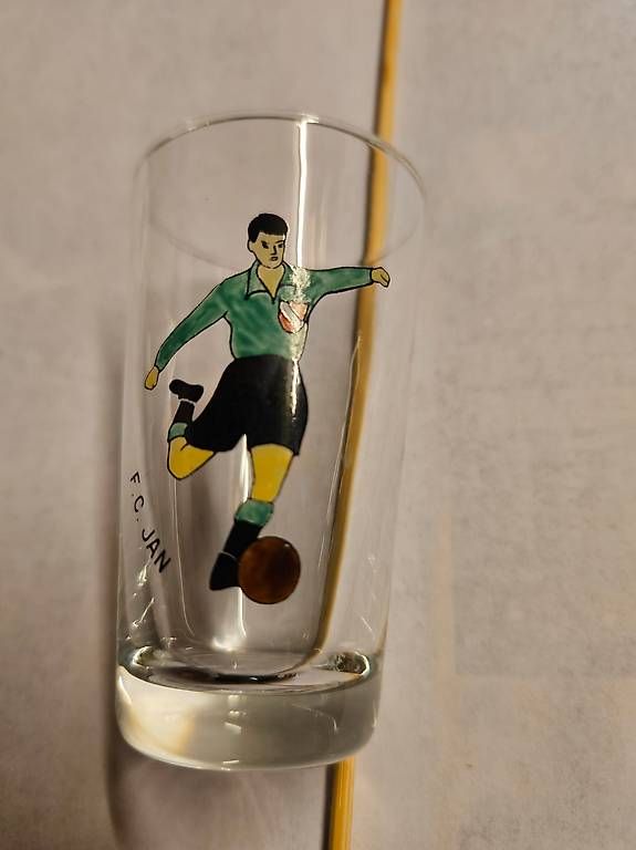 Bicchieri: 2 verres collector – Usato da St-Barthélemy VD venduto da meal83 2
