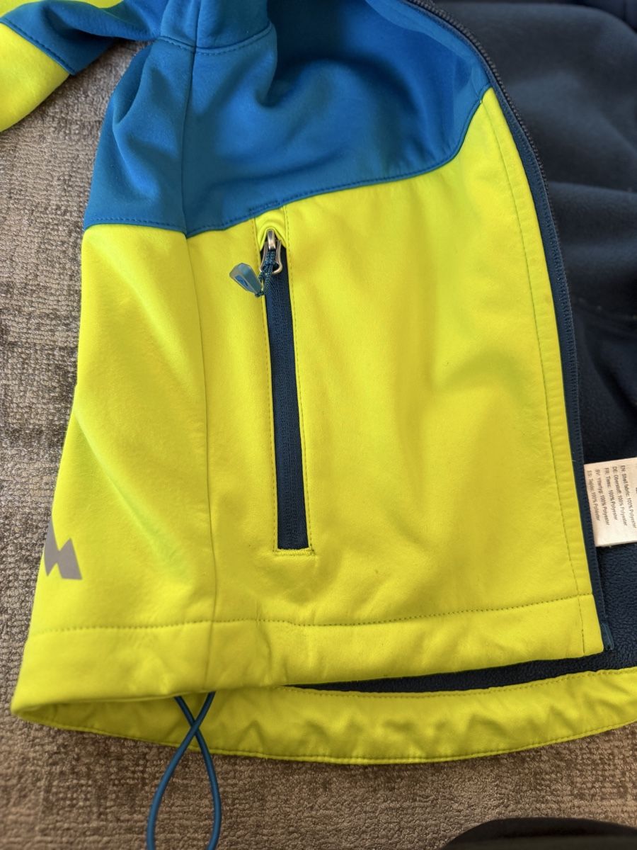 Mckinley Giacche & Cappotti: Softshelljacke Mc Kinley Gr 6/116 – Usato da Bern venduto da Notary 4