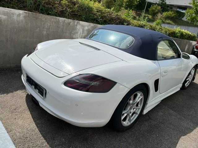 Porsche Autos: Porsche Boxster  defekt als Teileträger – Défectueux à Langnau am Albis par Horgeno3 6