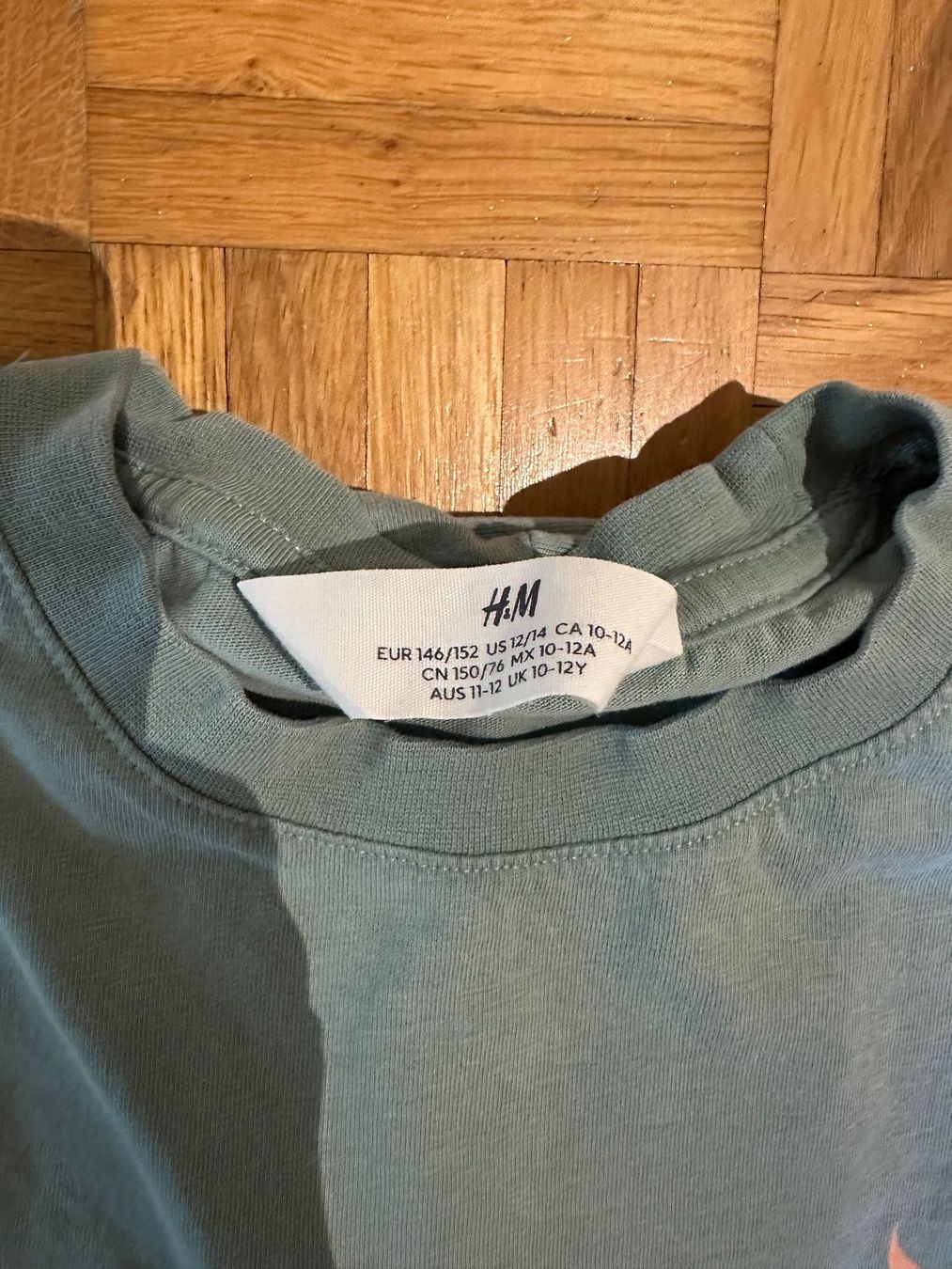Camicie, T-shirt & Polo: 2 T-Shirts, Gr. 176 und Gr. 152 – Usato da Winkel venduto da Tatanof 4