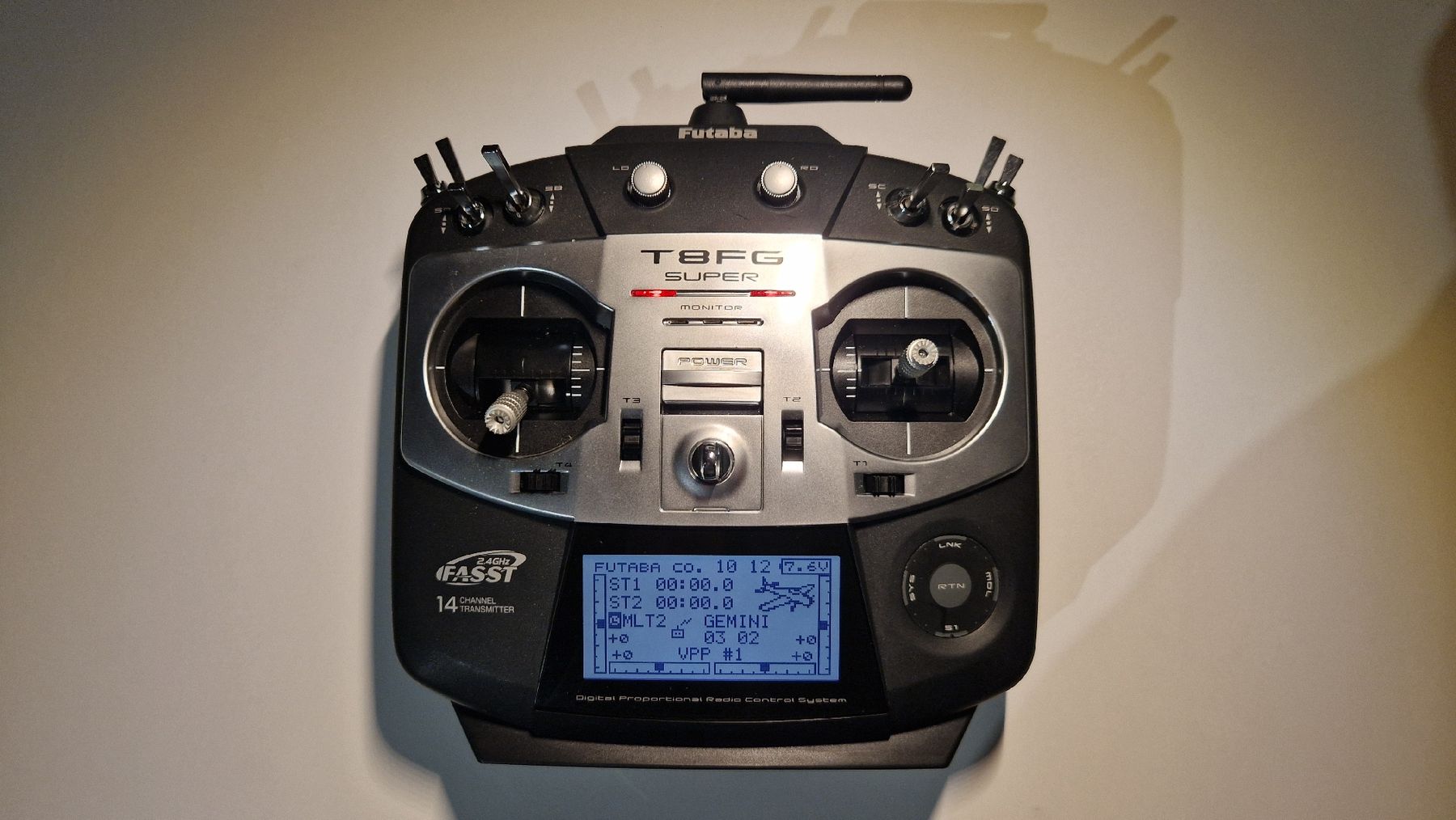 Futaba Fernbedienungen: Télécommande FUTABA T8FG Super – Neu (gemäss Beschreibung) aus Travers von sgr_qh7y 1