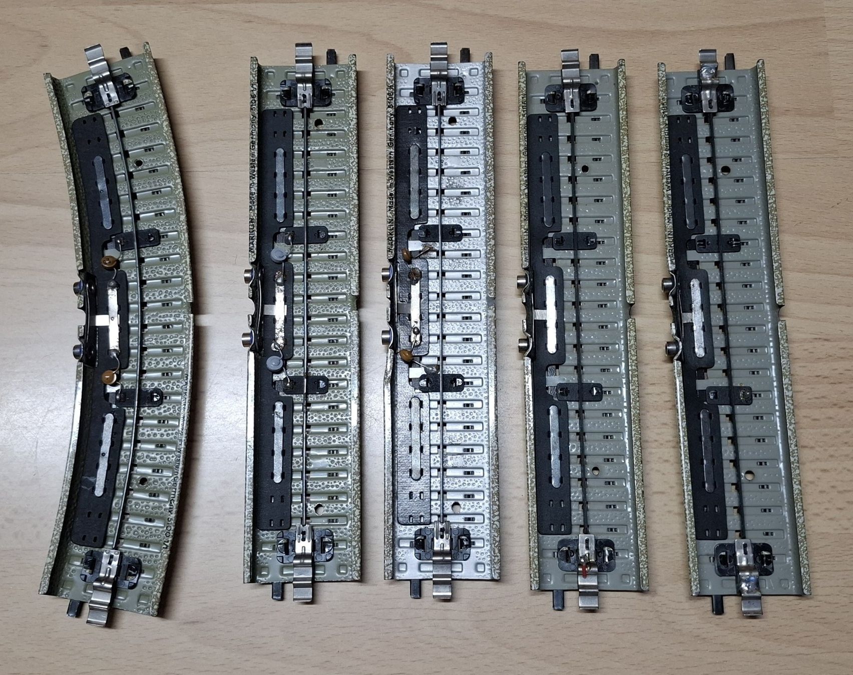 Märklin Modellini di ferrovie: Märklin Kontaktschienen – Usato da Alchenstorf venduto da mani97 1