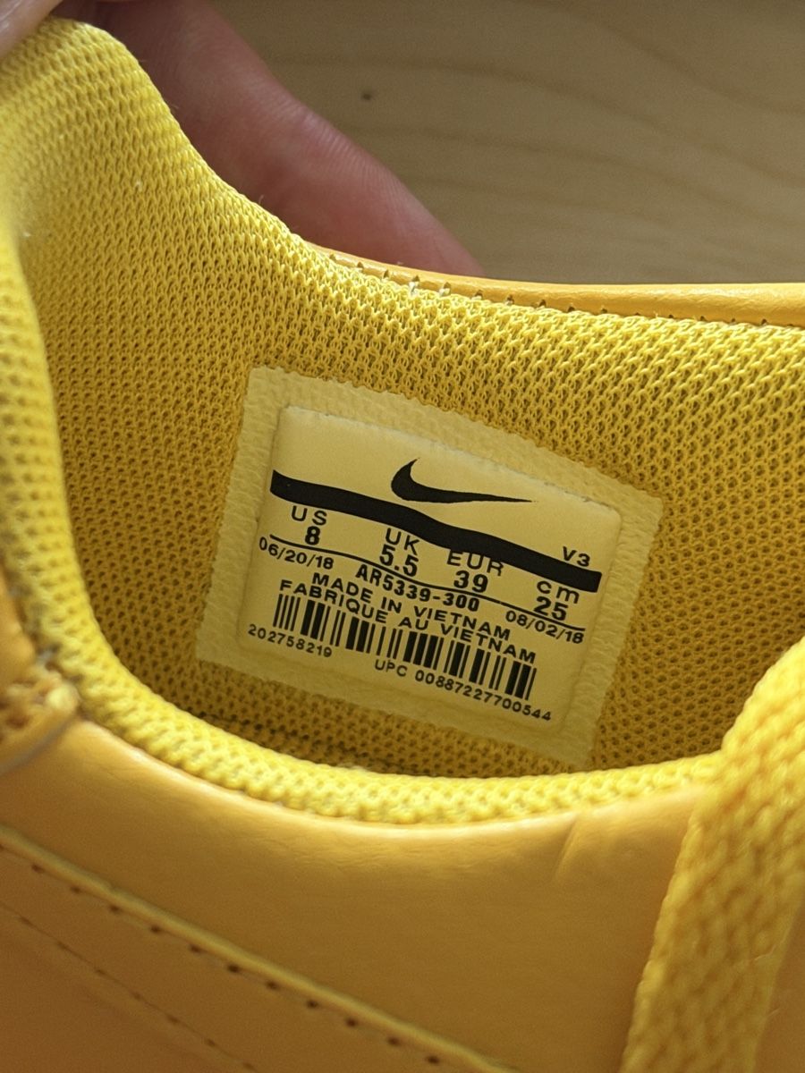 Nike Chaussures hommes: Nike Air Force 1, gelb – Neuf (Voir description) à Buonas par viotoggi 1