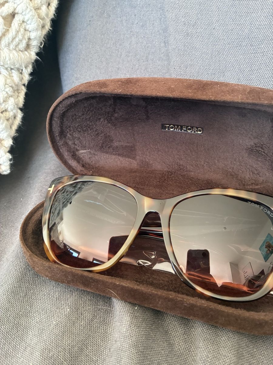 Occhiali & Lenti: Tom Ford tartarugati – Nuovo (secondo la descrizione) da Bellinzona venduto da Whale_
