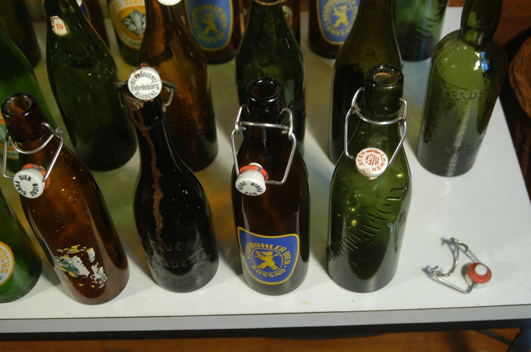 Gläser, Krüge & Flaschen: Bierflaschen Diverse – Gebraucht aus Herisau von Wisen 6