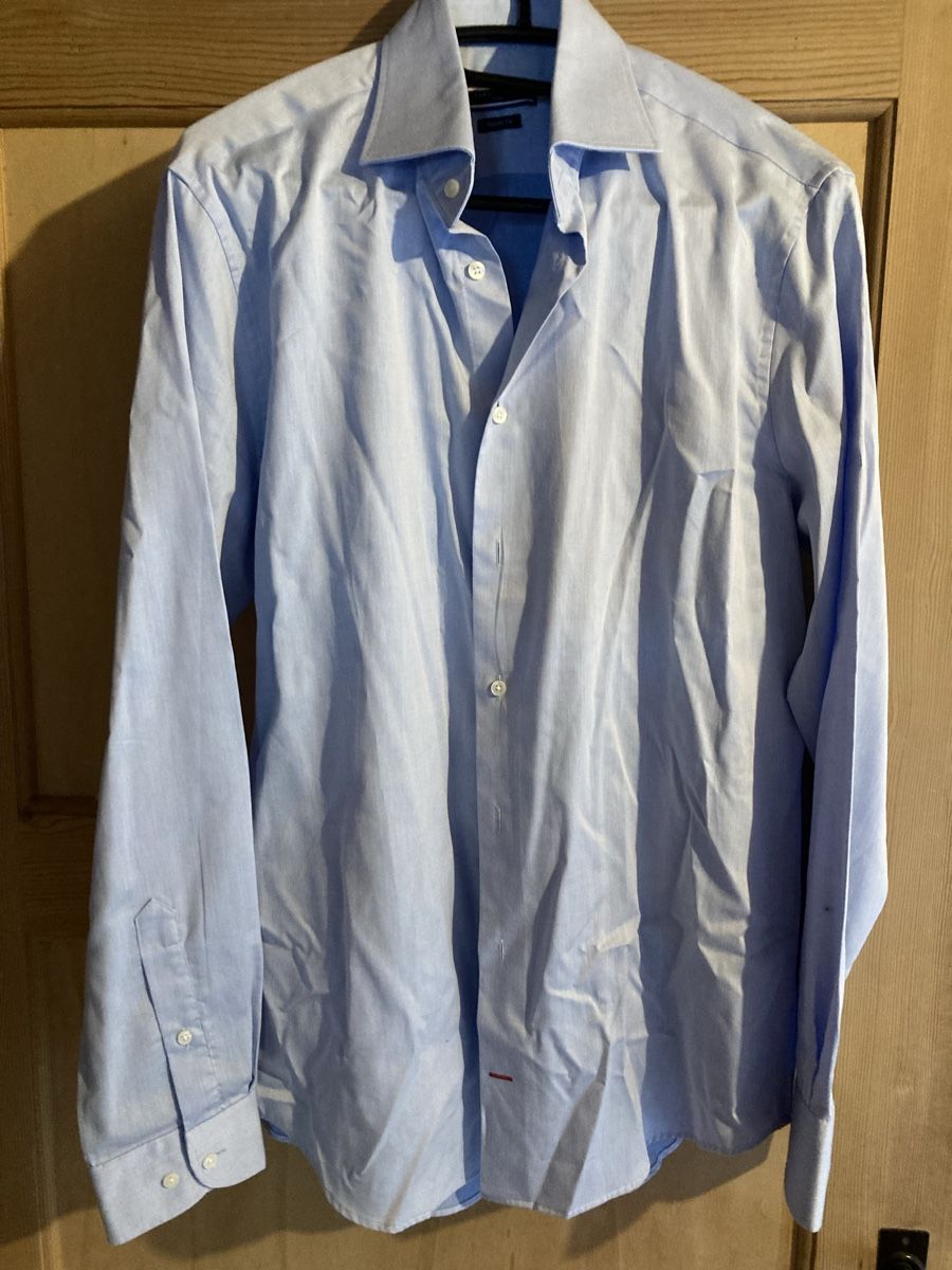 Tommy Hilfiger Camicie: Herren Hemd Tommy Hilfiger Regular Fit Grösse 40 hellblau – Usato da Mülenen venduto da Rapunzel99
