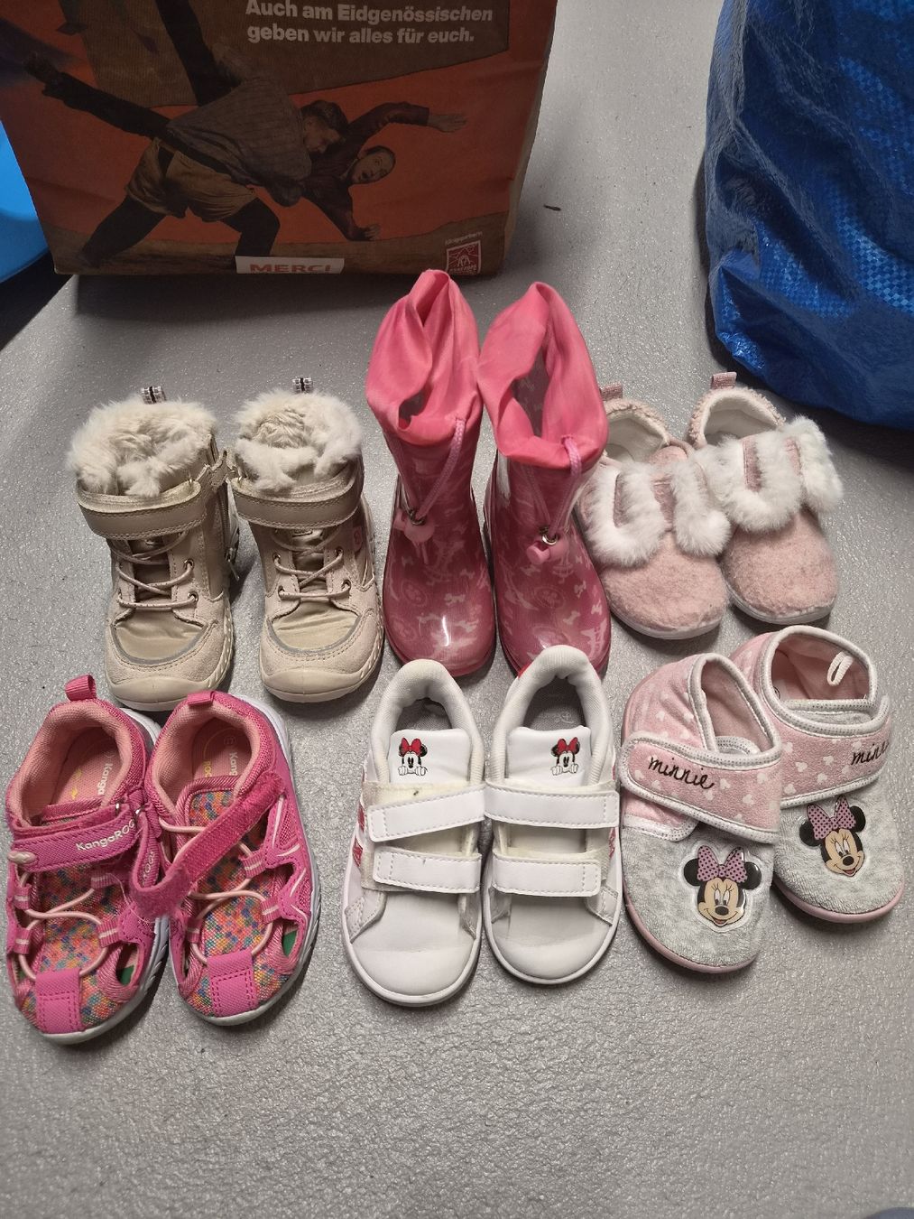 Scarpe per ragazzi: Babyschuhe Grösse 22 – Usato da Wettingen venduto da sof_yw7f