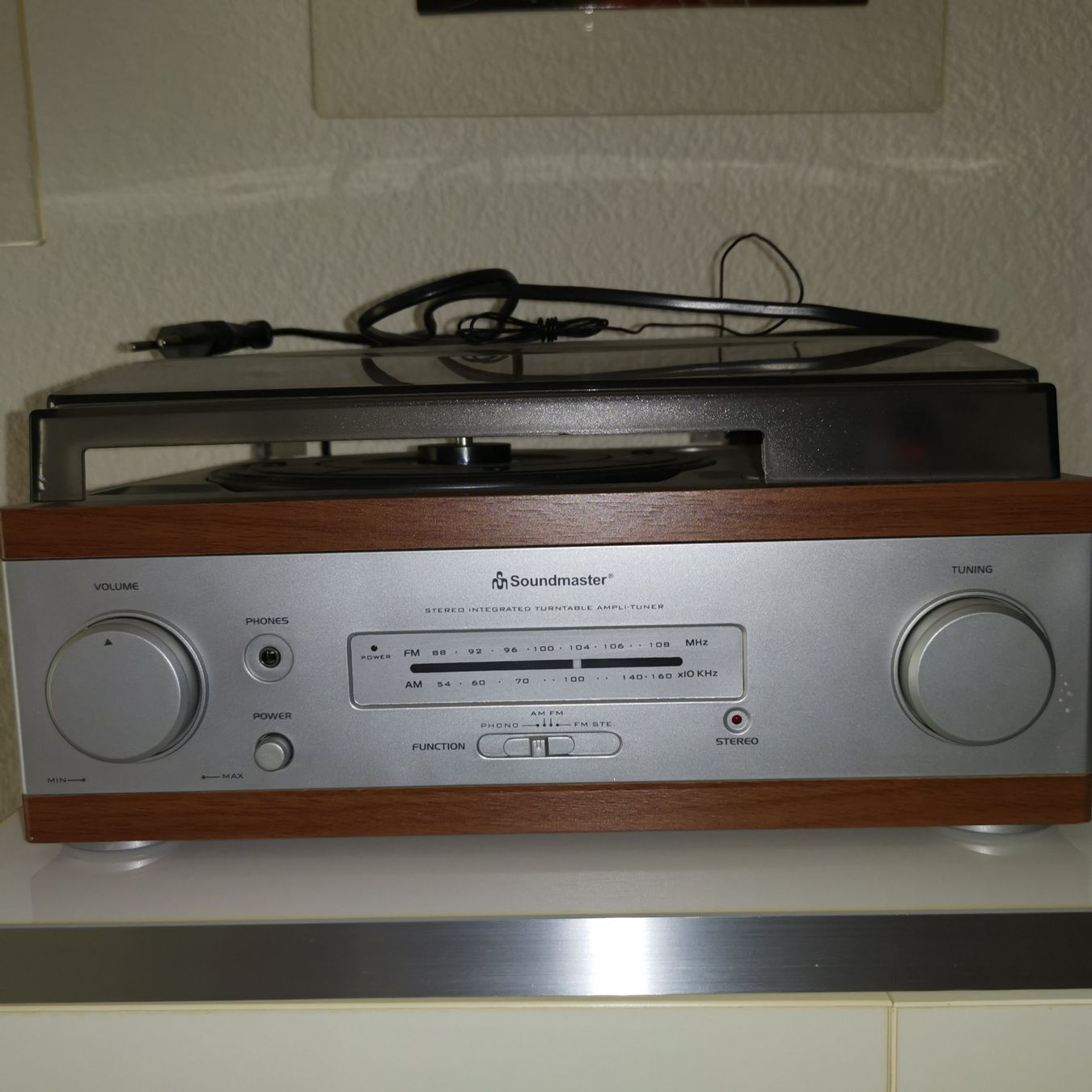 Giradischi: Tourne-disques – Nuovo (secondo la descrizione) da Bourguillon venduto da bourguillon01
