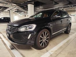 Volvo XC60 Inscription D5 AWD TOP ausgestattet & gepflegt !