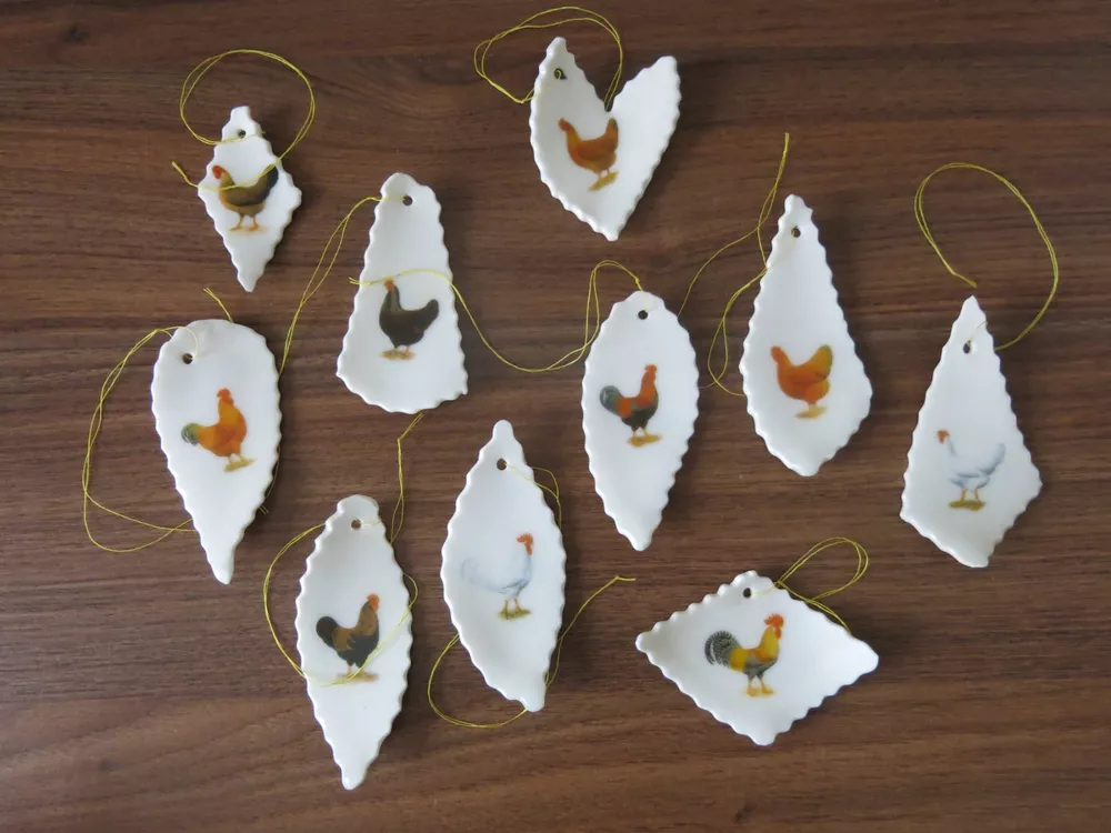 10 Bunte Keramik-Fischanhänger Für Schmuck & Basteln – Handgefertigte Meerestier-Perlen
