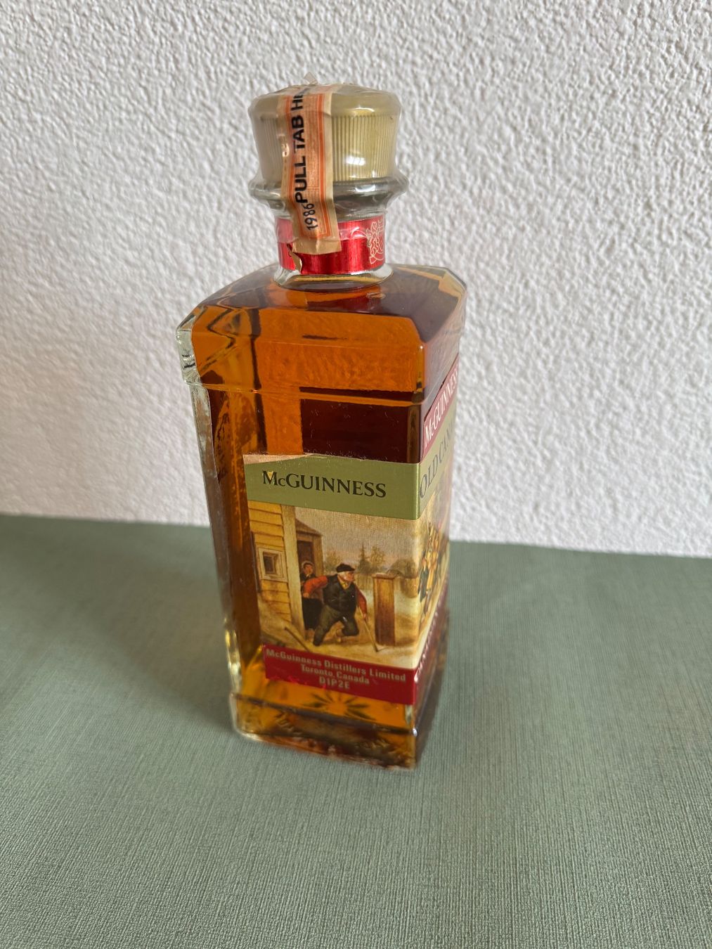 Spirituosen: Mc Guinness Old Canada Whisky von ca 1980 – Gebraucht aus Frauenfeld von lona05 2