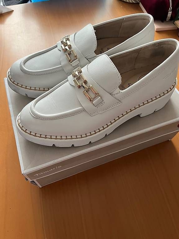 Tamaris Scarpe da donna: Weisse Loafer Schuhe 40 – Usato da Winterthur venduto da lynnszabo