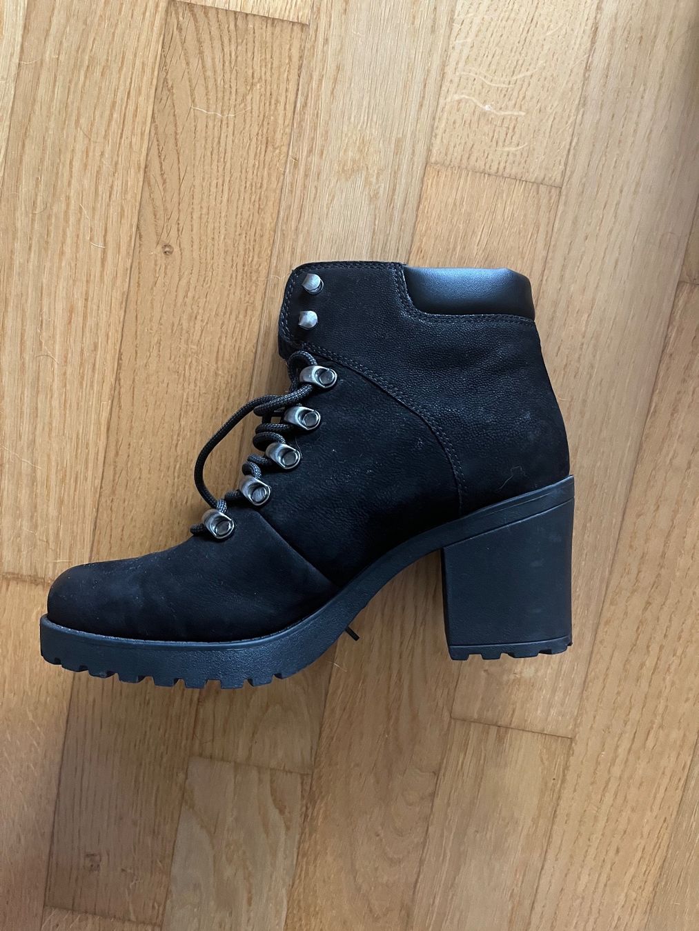 Vagabond Damenschuhe: Vagabond Winterstiefel 39 100% leder – Gebraucht aus Affoltern am Albis von lumbrera22