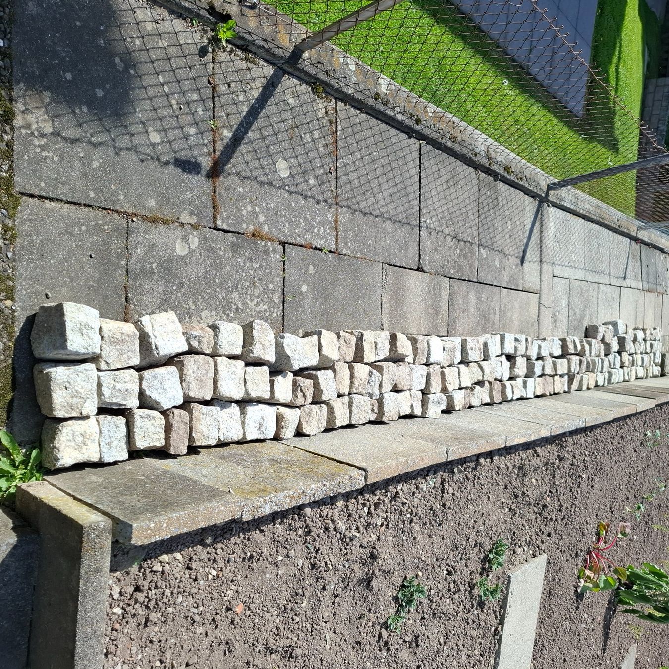 Pierres & tuiles: Granit Pflasterseine – D'occasion à Adligenswil par Exnovo 4