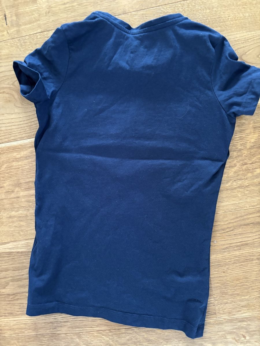 Blouses, T-shirts & Tops: T-Shirt Rössli – D'occasion à Würenlos par Ashley24 1