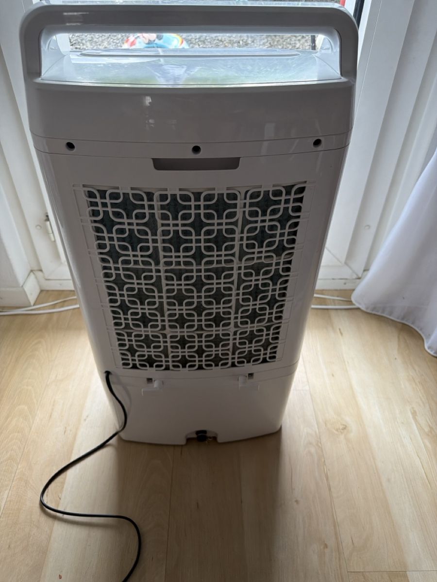 Condizionatori: Klimagerät Cooltec 3 in 1 Ventilator Luftkühler Weiss Gebrau – Usato da Luzern venduto da ard_b2kz 3