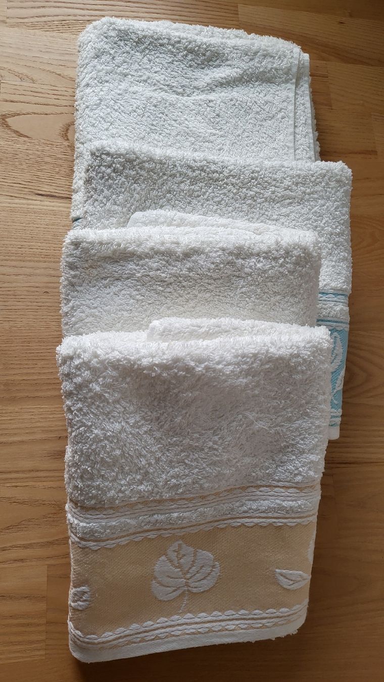 Teli da bagno: Froteetücher 4 Stk. – Usato da Muttenz venduto da Igma