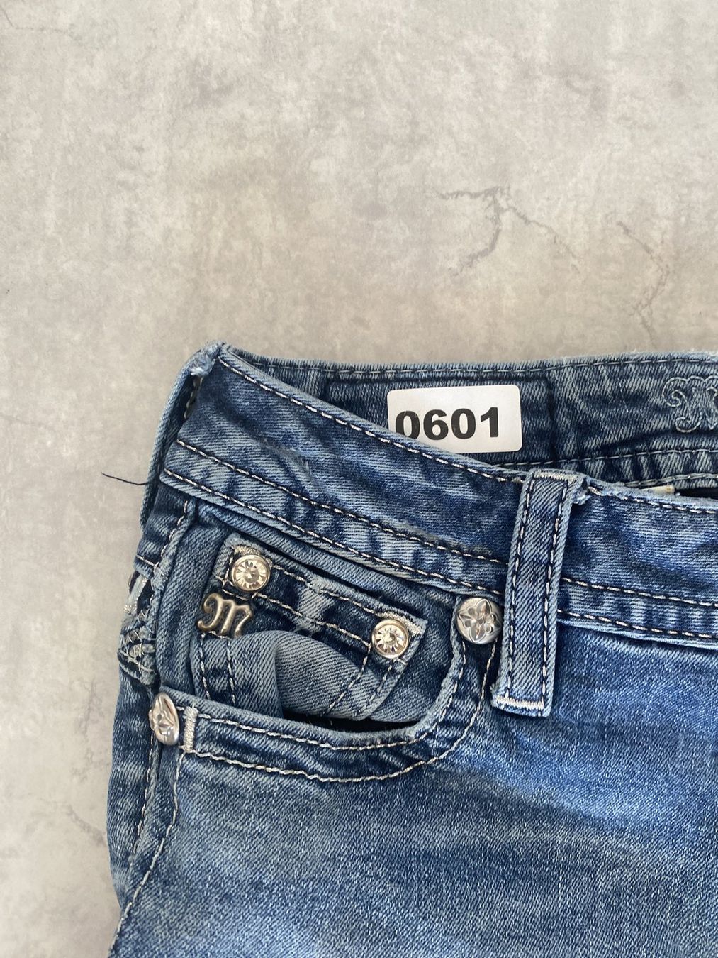 Miss Sixty Jeans: Miss Me Jeans Blue – Usato da Wald ZH venduto da Drue36sechs 3