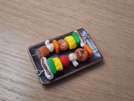 Handmade Spiessli, Keramik Teller, für Puppenhaus, Maileg