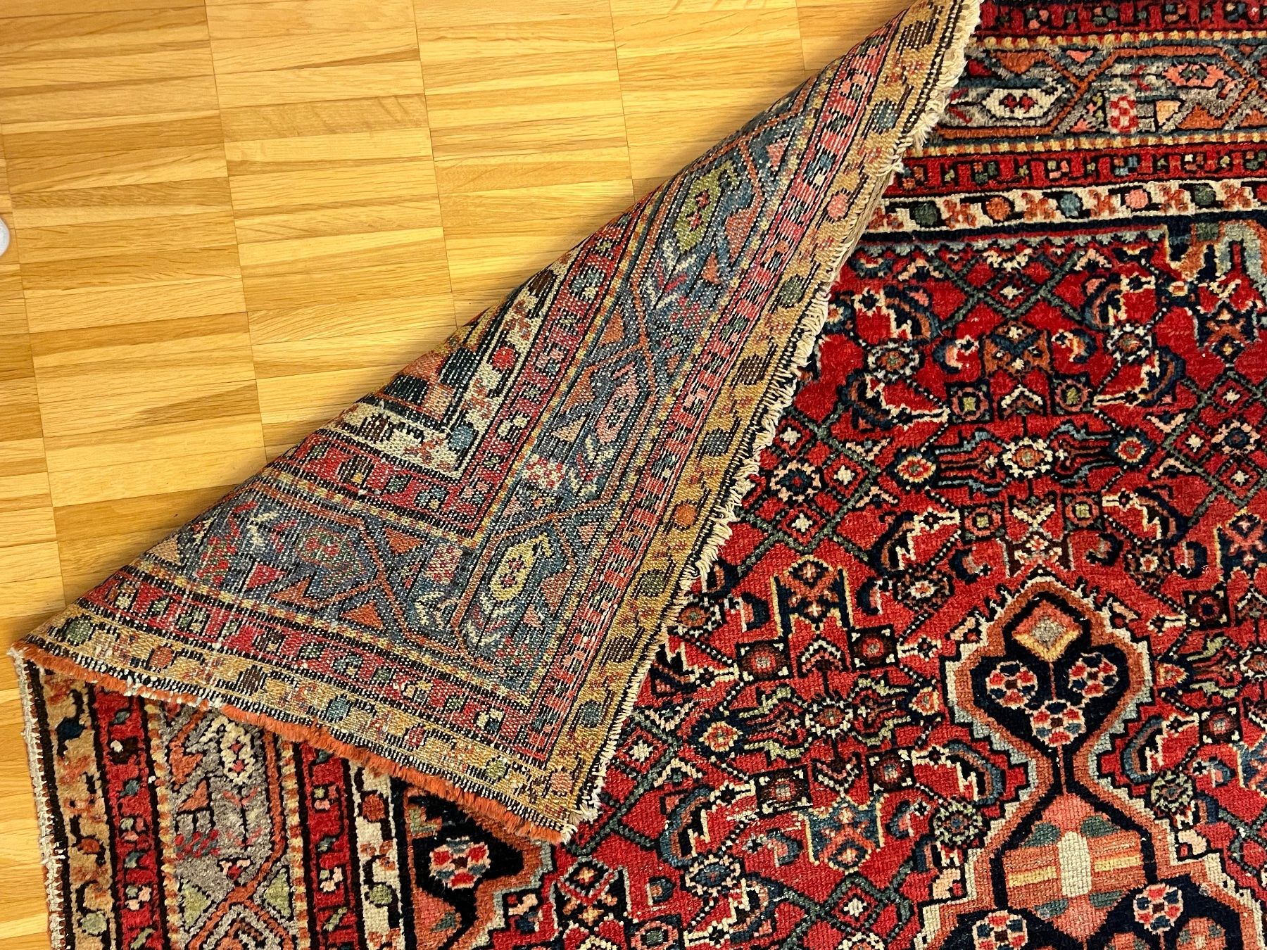 Nain Teppiche: Antiker Nain Teppich – Gebraucht aus Zürich von ralph__ 9