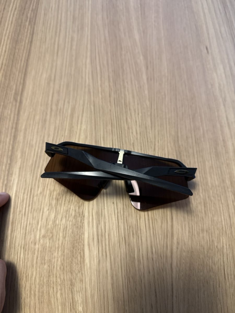 Oakley Occhiali & Lenti: Oakley Sutro sweep 24k – Nuovo (secondo la descrizione) da Uster venduto da Russicksrusso 1