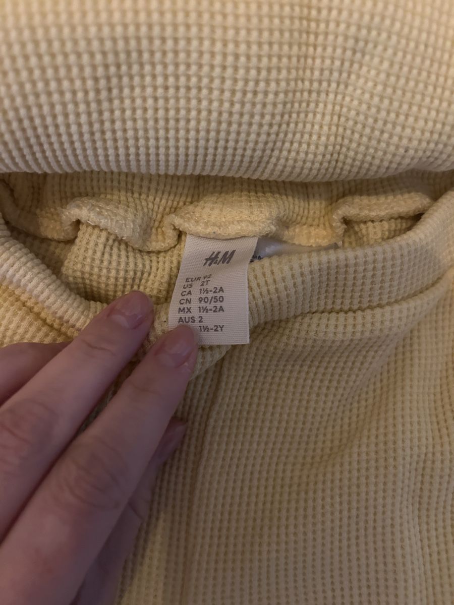 H&M Lotti & Set di vestiti: Sommer Set H+M Baby 92 Gelb – Usato da St. Gallen venduto da oli_ryy9 2
