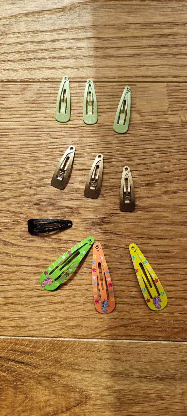 Accessori per capelli: 12er-Set: Haarspangen & Haargummis – Usato da Lachen SZ venduto da allesweg78