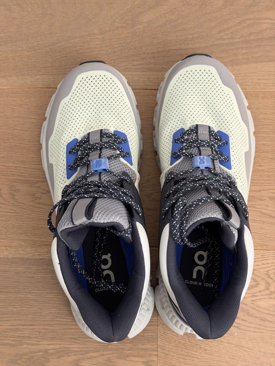 On Scarpe da uomo: On Cloud Hi Edge Männer Grösse 44 - neu – Nuovo (secondo la descrizione) da Zürich venduto da z00mie 2
