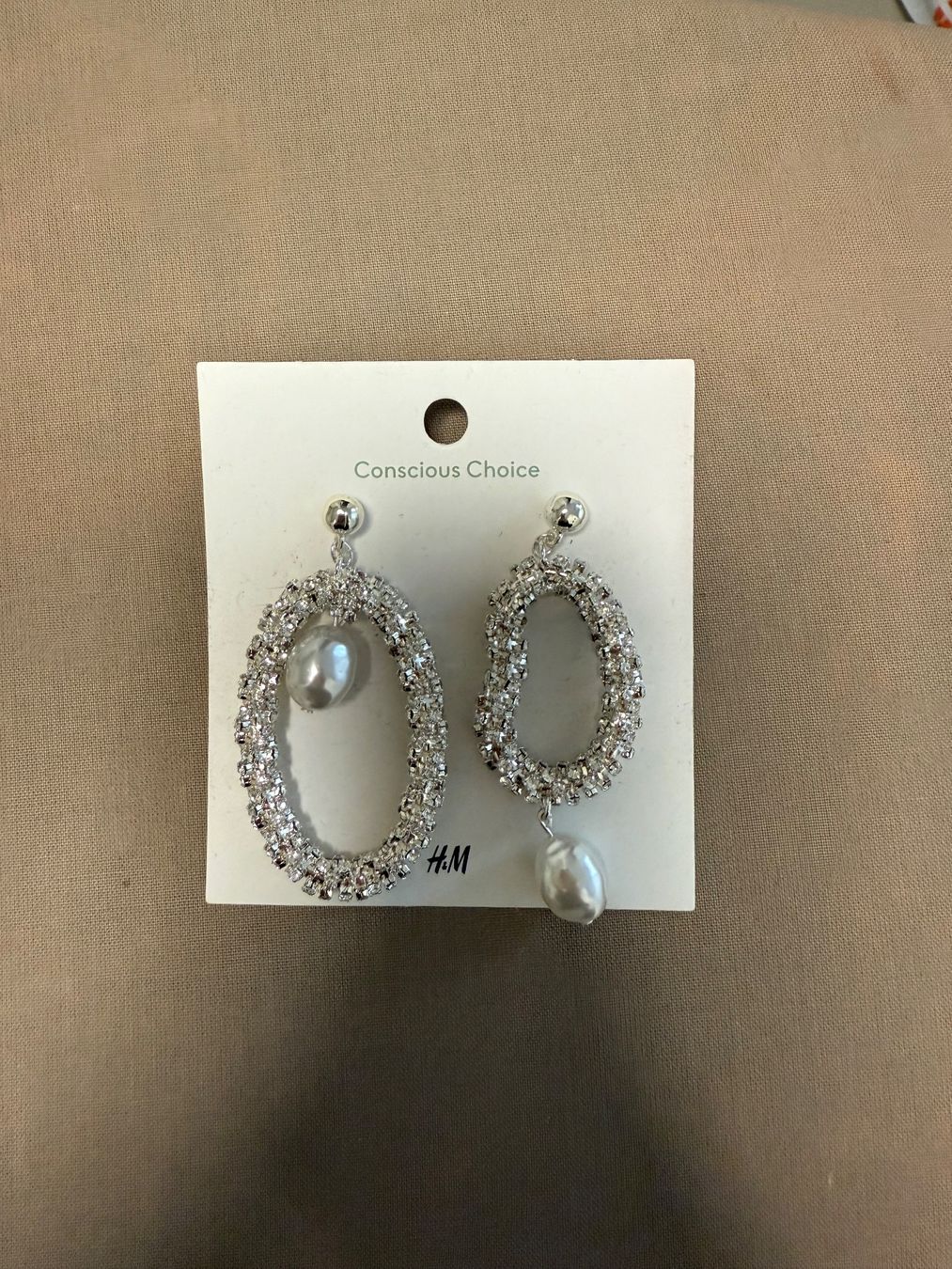 Boucles d'oreille: Ohrringe – Neuf avec emballage d'origine à Wohlen AG par _A.G_