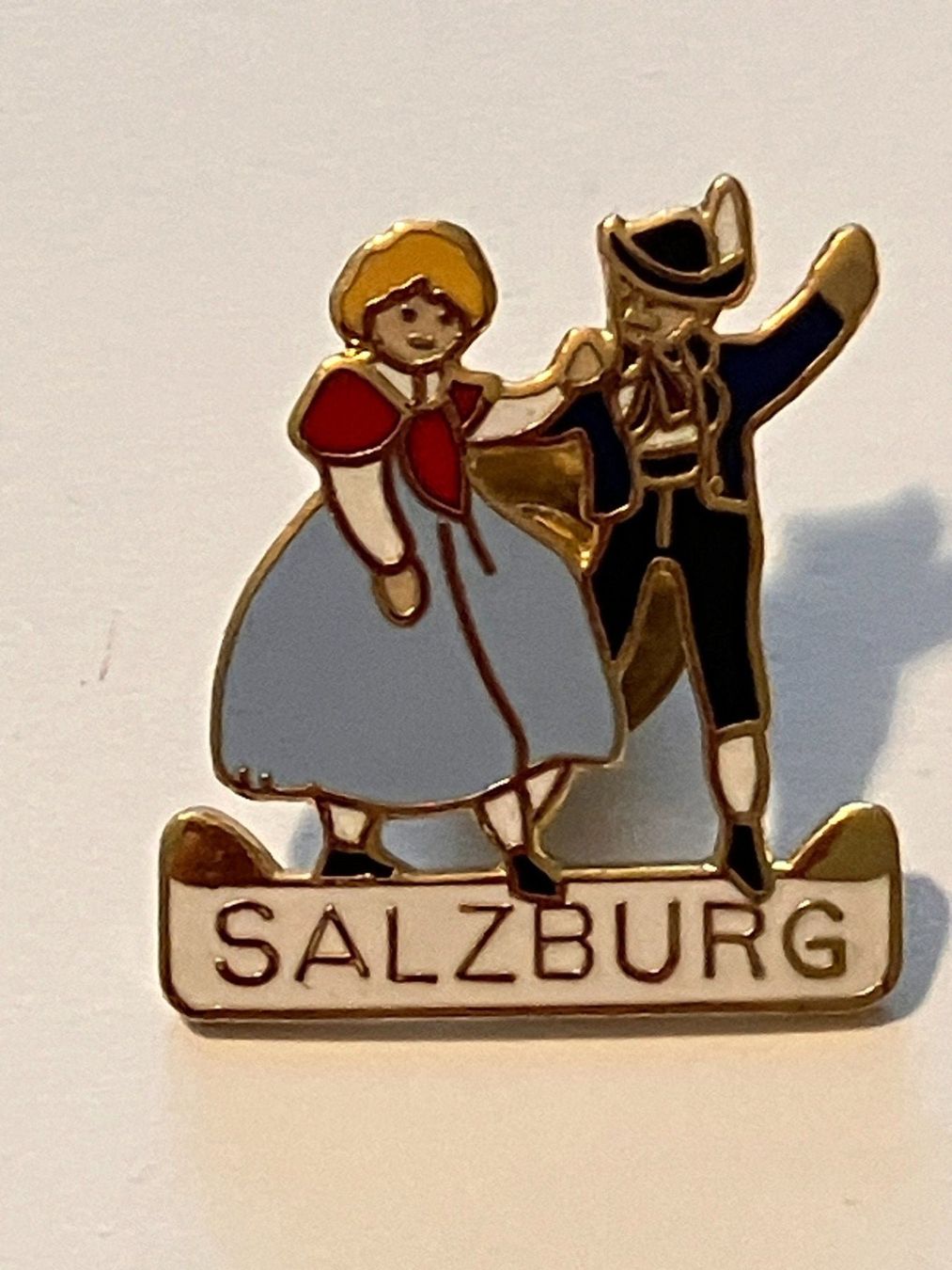 Placchette & Badge: 1 Pin Salzburg – Usato da Basel venduto da djwwpp