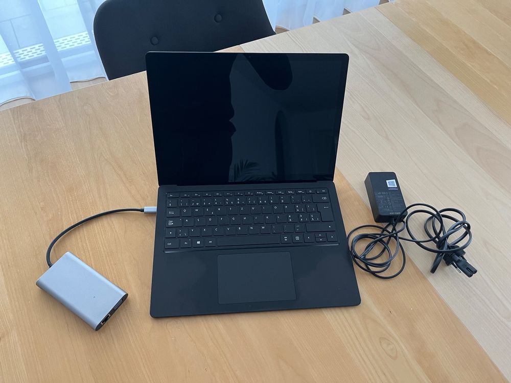 Microsoft Surface Laptop 3 inkl. Icy Box mini Dock (ab 1.-) (Gebraucht ...