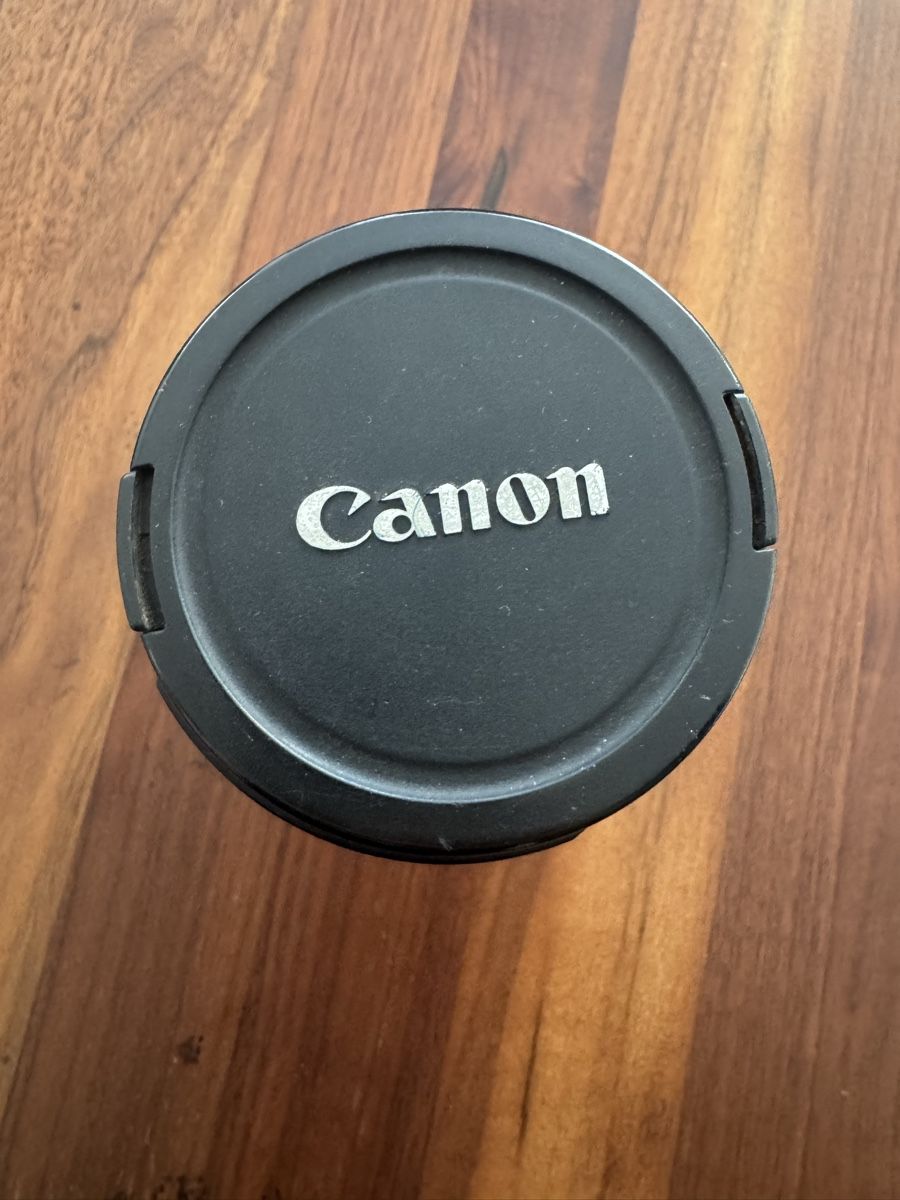 Canon Obiettivi: Canon EF-S 18-200mm Objektiv Zoom  – Usato da Sursee venduto da TeamBully 1